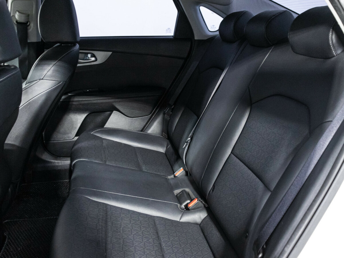 Kia K3 с пробегом — 2020 год. Фото: #9