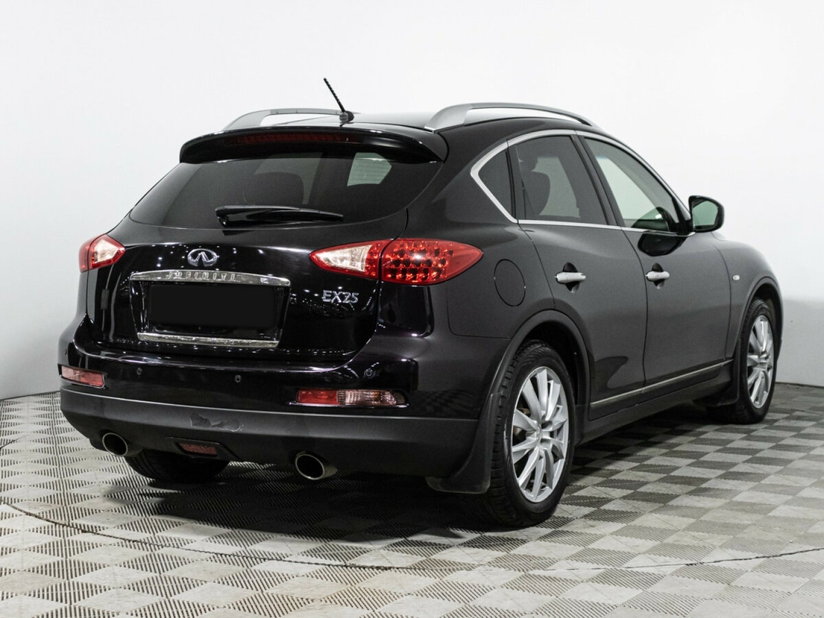Infiniti EX с пробегом — 2012 год. Фото: #4