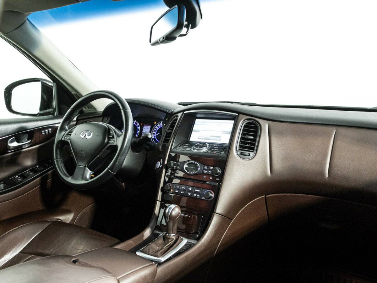 Infiniti EX с пробегом — 2012 год. Фото: #8