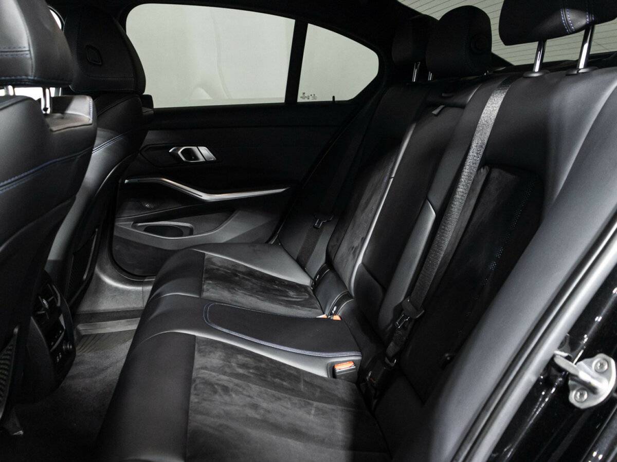 BMW 3 серии с пробегом — 2019 год. Фото: #8