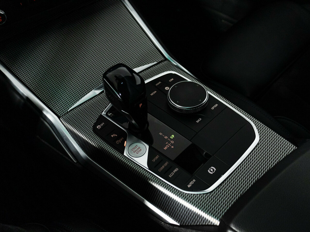 BMW 3 серии с пробегом — 2019 год. Фото: #13