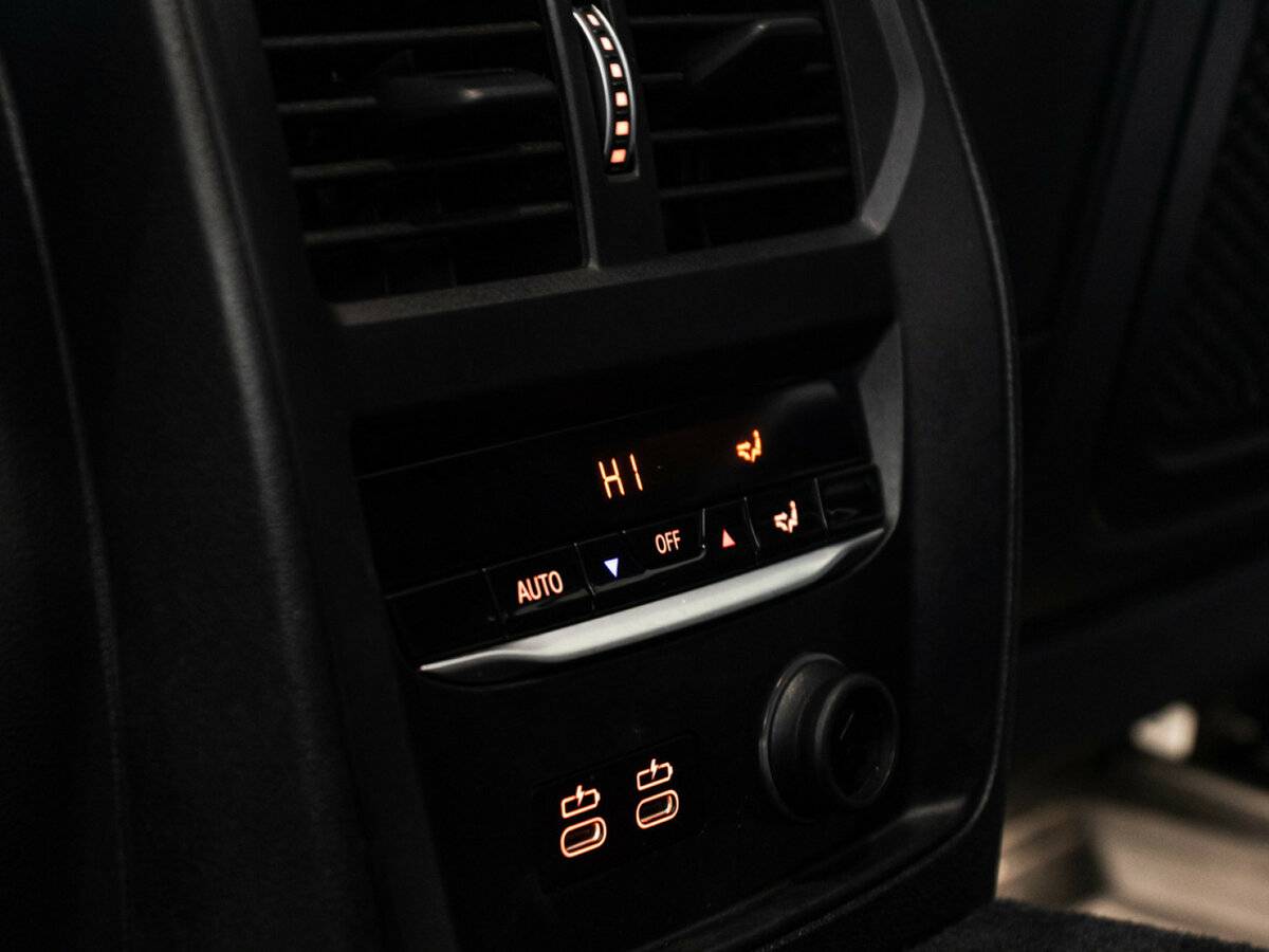 BMW 3 серии с пробегом — 2019 год. Фото: #21