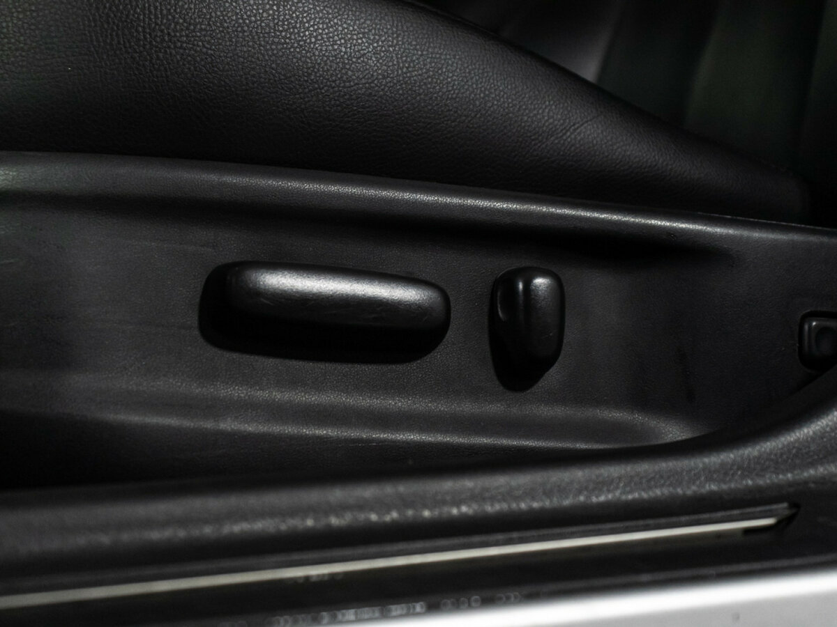 Toyota Camry с пробегом — 2010 год. Фото: #15