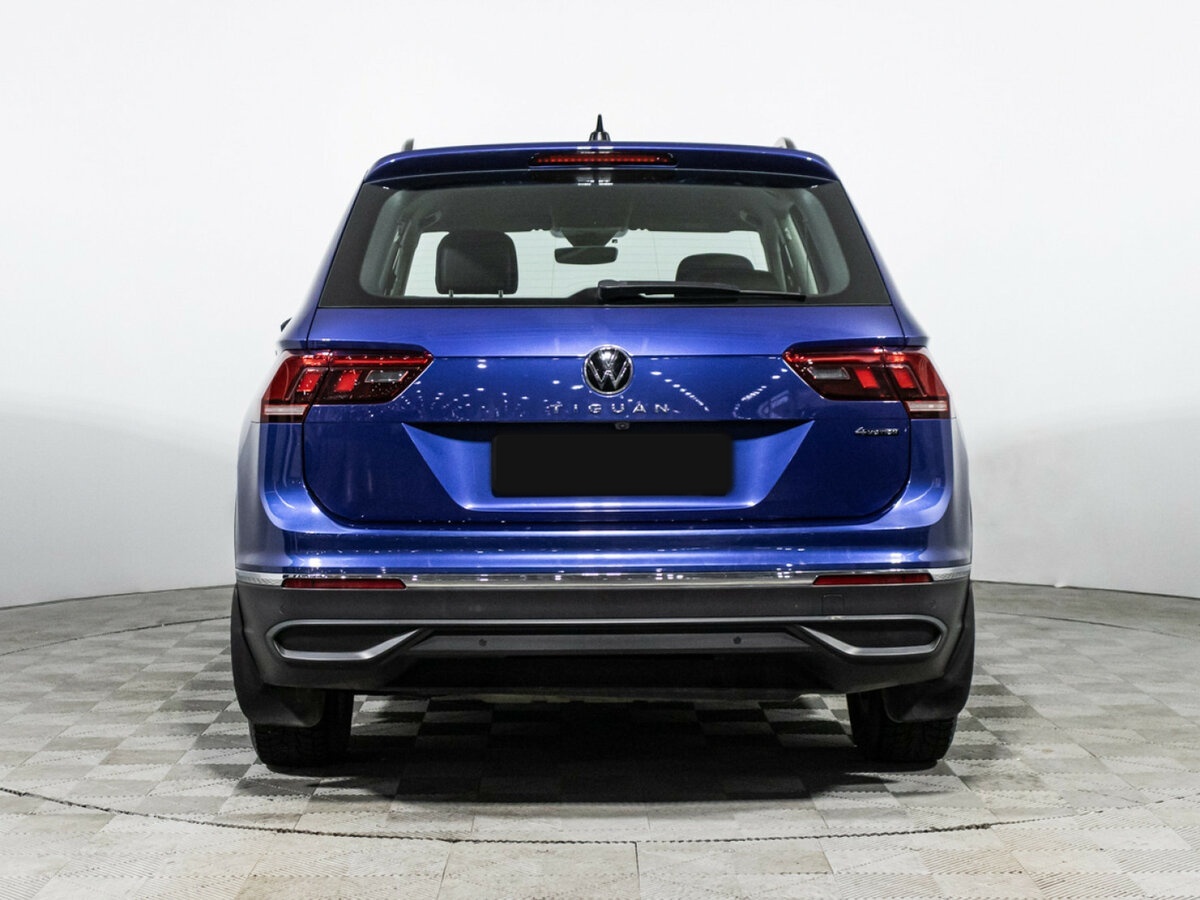 Volkswagen Tiguan с пробегом — 2021 год. Фото: #5