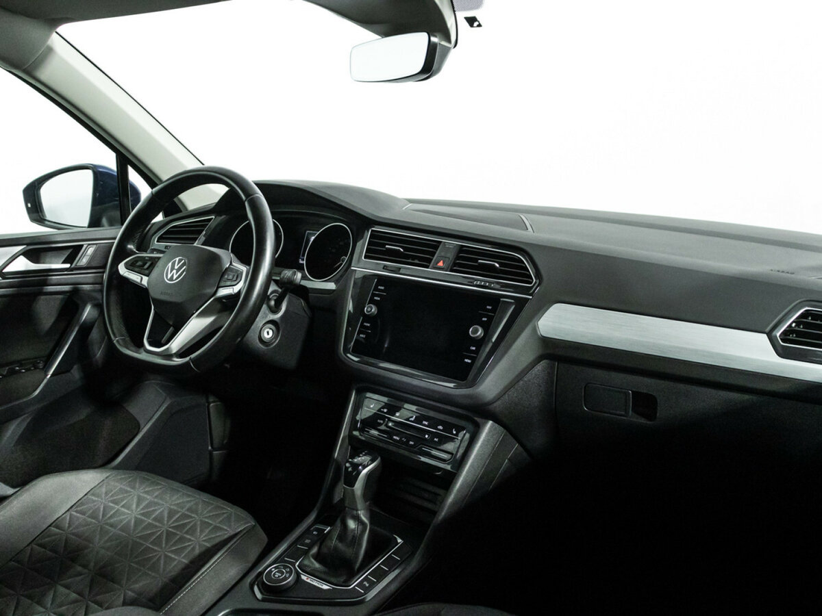 Volkswagen Tiguan с пробегом — 2021 год. Фото: #7