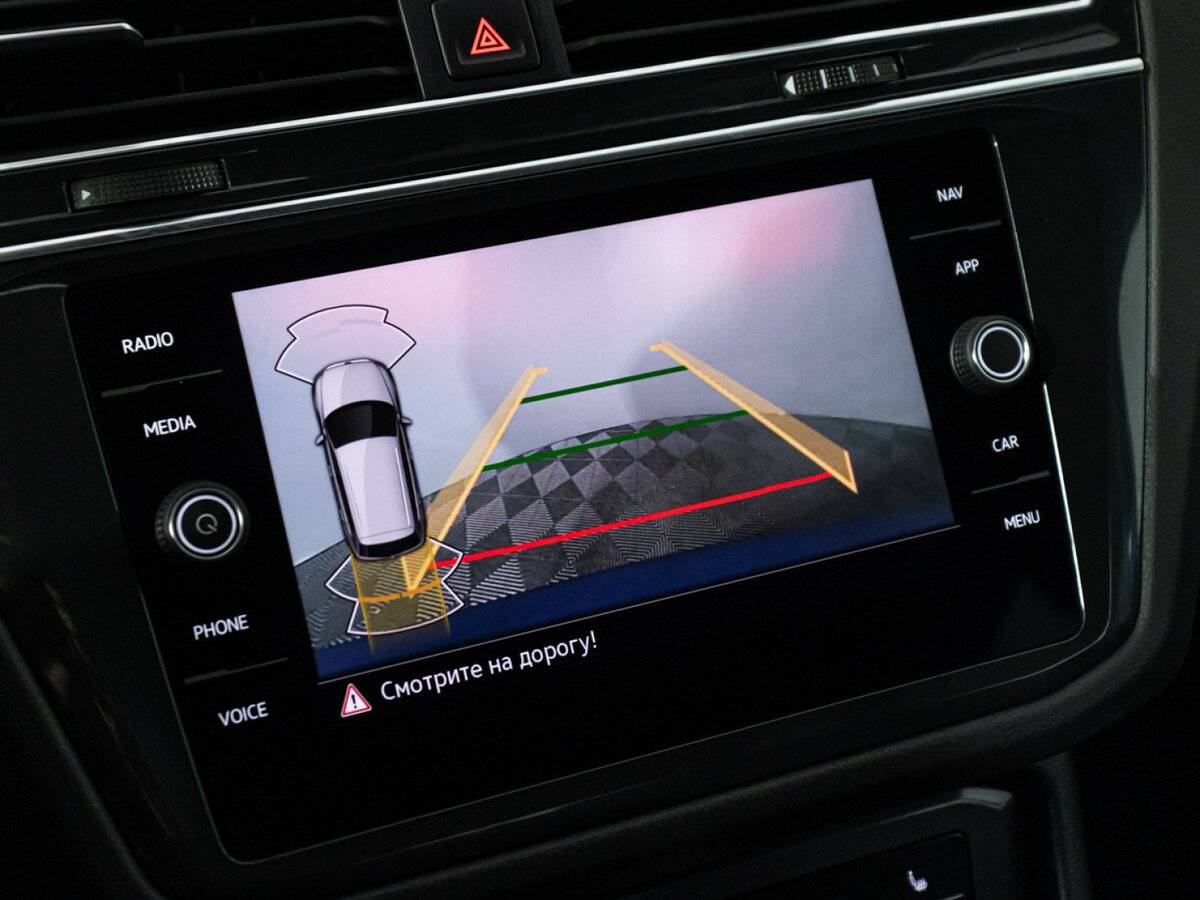 Volkswagen Tiguan с пробегом — 2021 год. Фото: #12