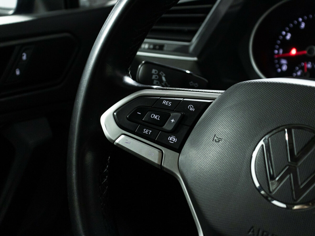 Volkswagen Tiguan с пробегом — 2021 год. Фото: #16