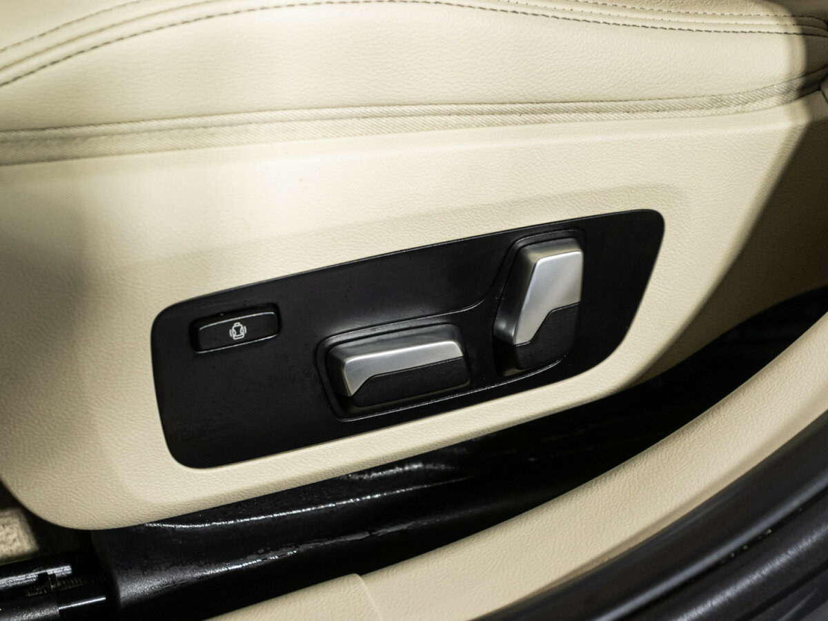 BMW 3 серии с пробегом — 2020 год. Фото: #14