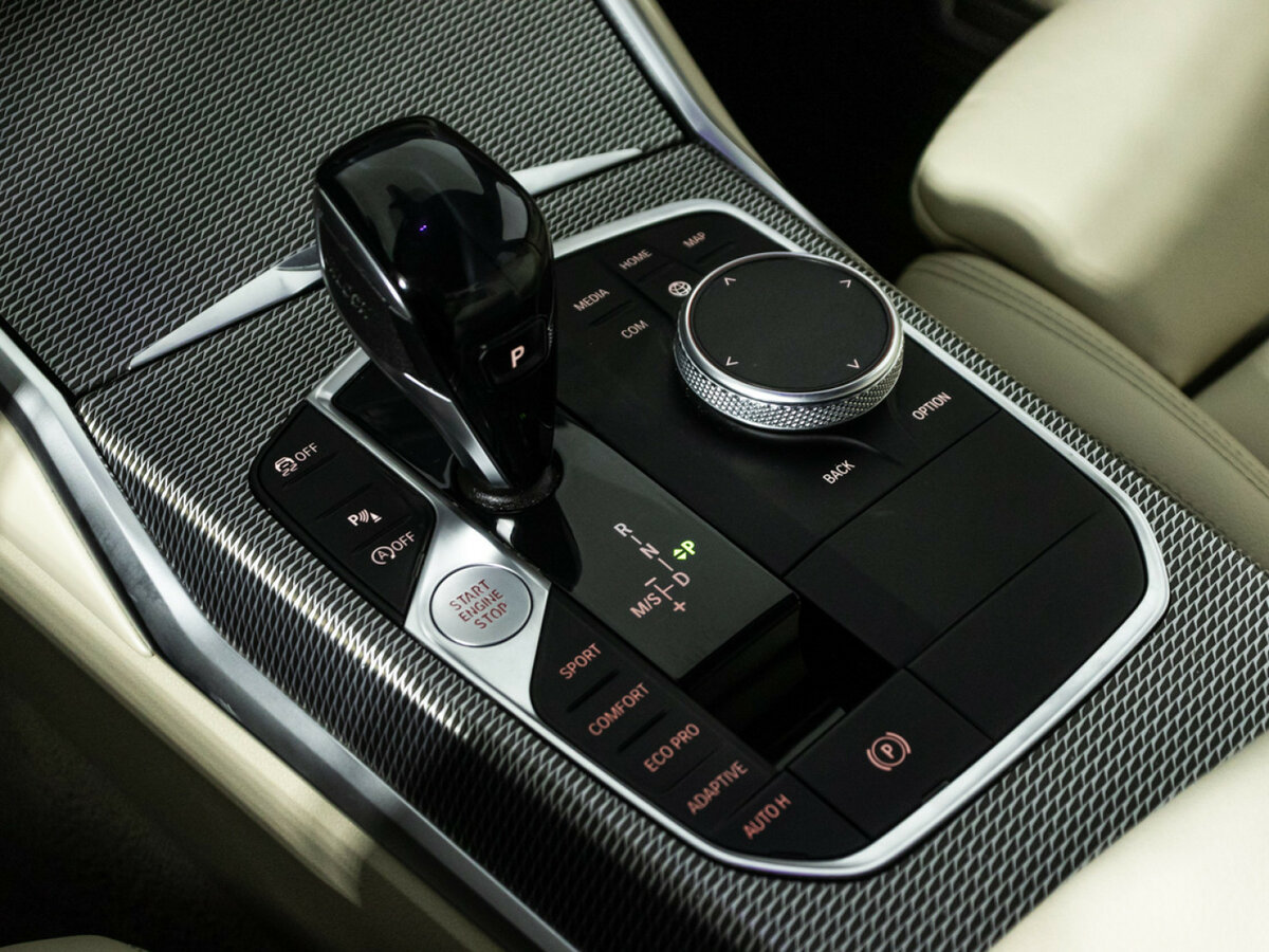 BMW 3 серии с пробегом — 2020 год. Фото: #16