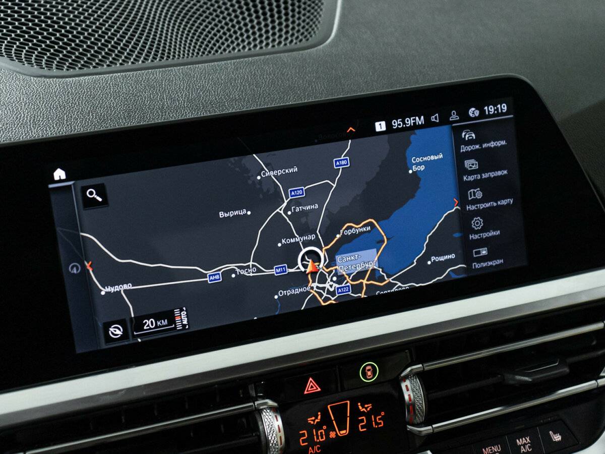 BMW 3 серии с пробегом — 2020 год. Фото: #19