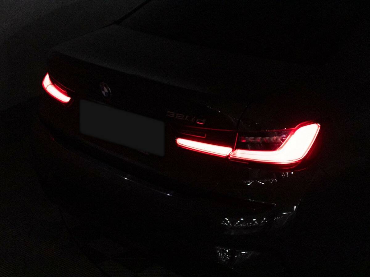 BMW 3 серии с пробегом — 2020 год. Фото: #31