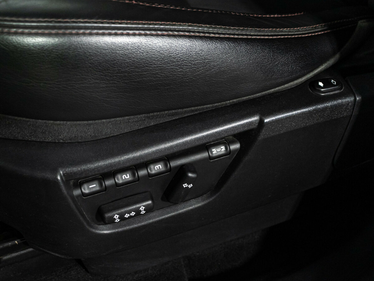 Land Rover Freelander с пробегом — 2011 год. Фото: #13