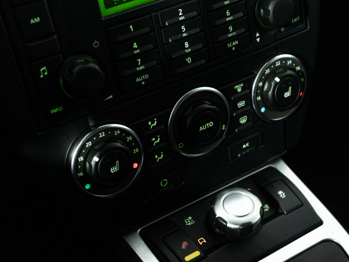 Land Rover Freelander с пробегом — 2011 год. Фото: #15