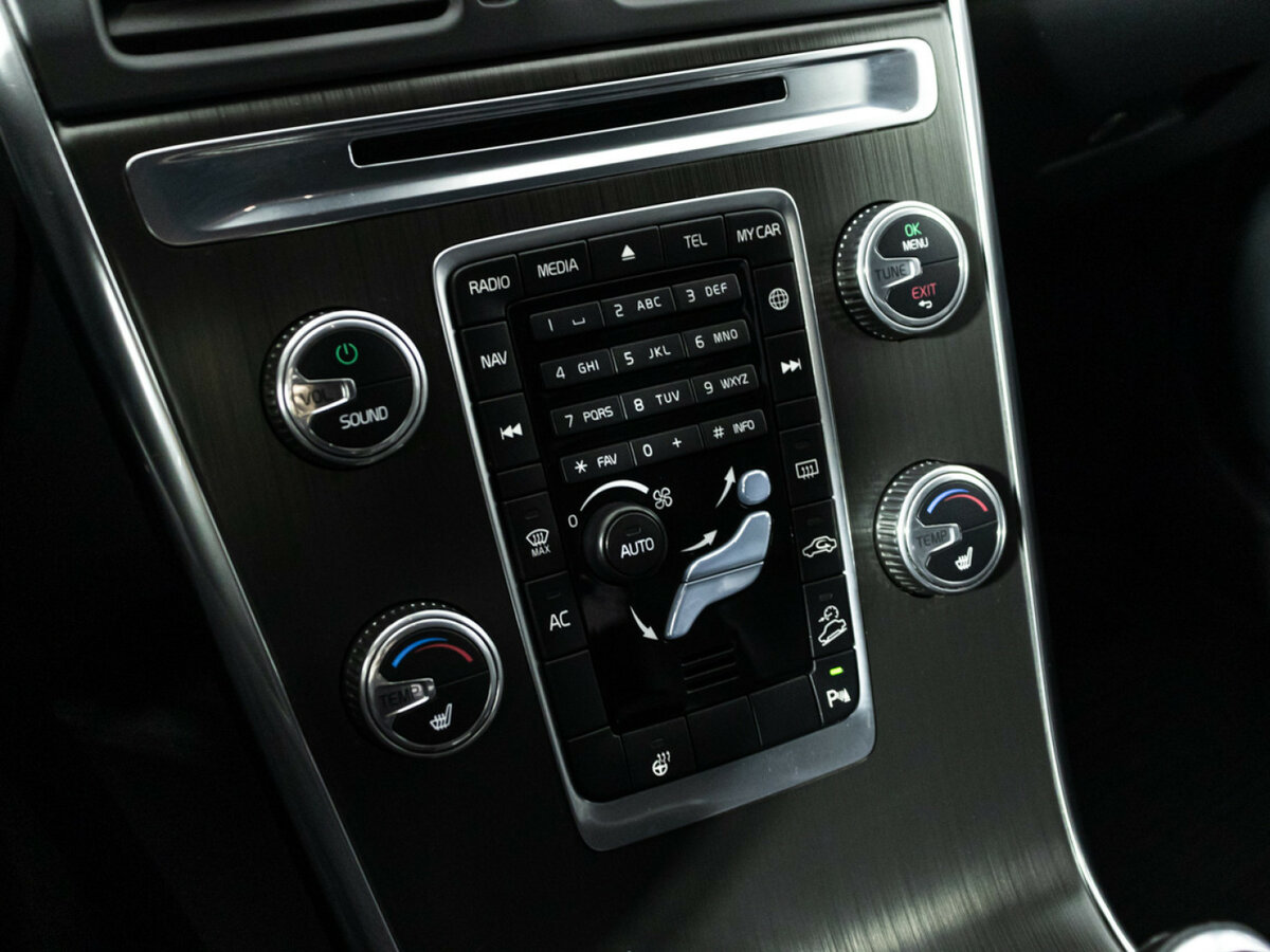 Volvo XC60 с пробегом — 2014 год. Фото: #13