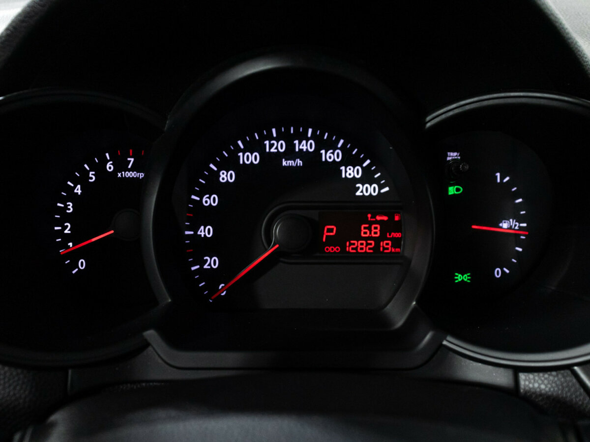 Kia Picanto с пробегом — 2011 год. Фото: #11