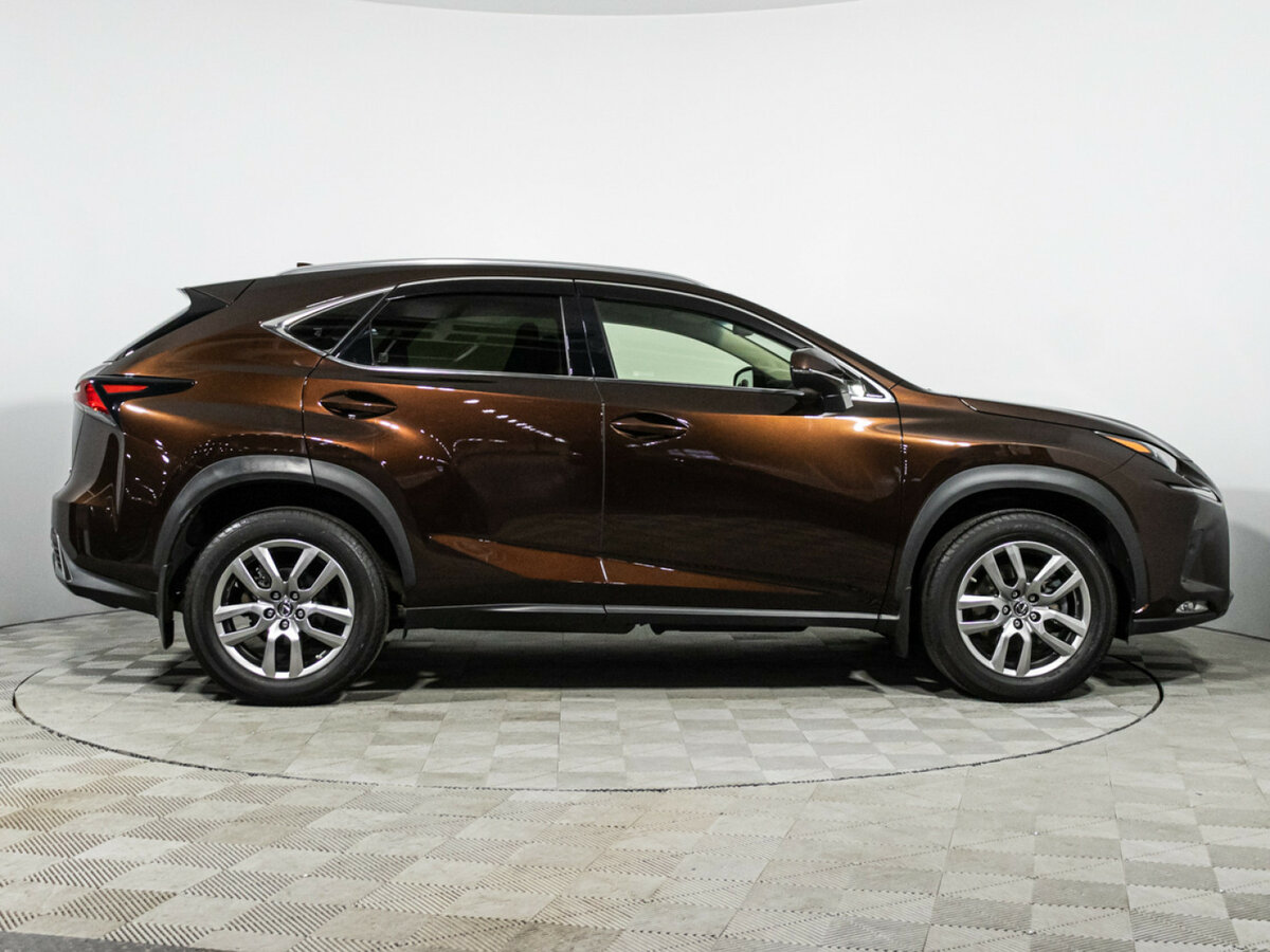Lexus NX с пробегом — 2019 год. Фото: #3