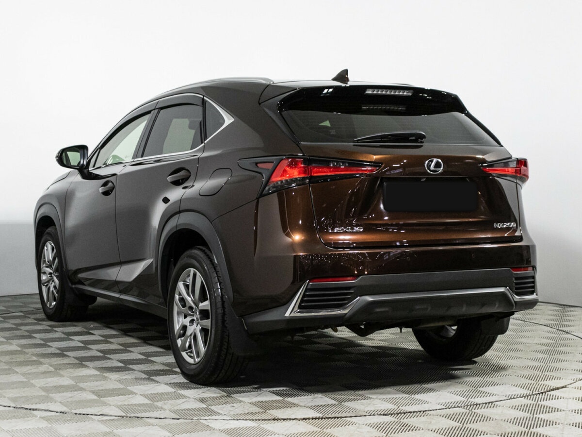 Lexus NX с пробегом — 2019 год. Фото: #6