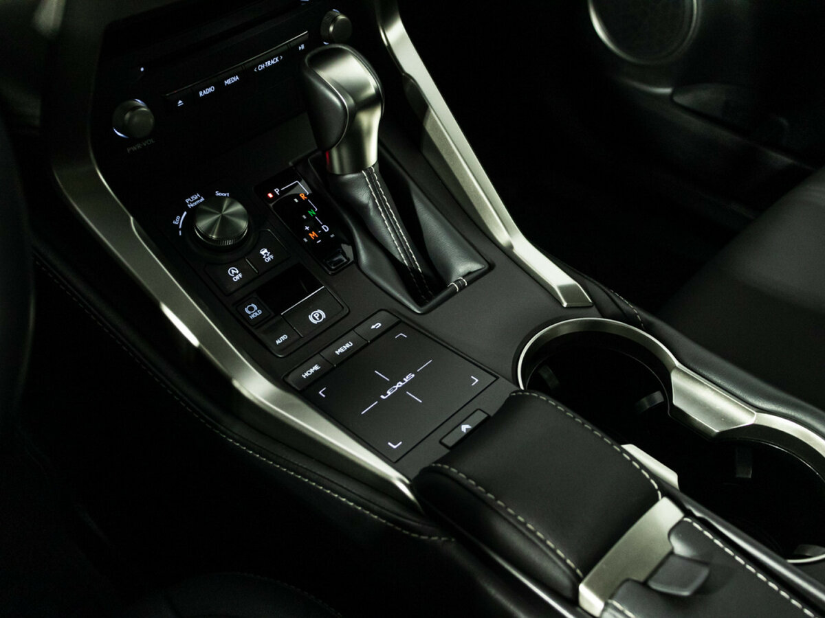 Lexus NX с пробегом — 2019 год. Фото: #16
