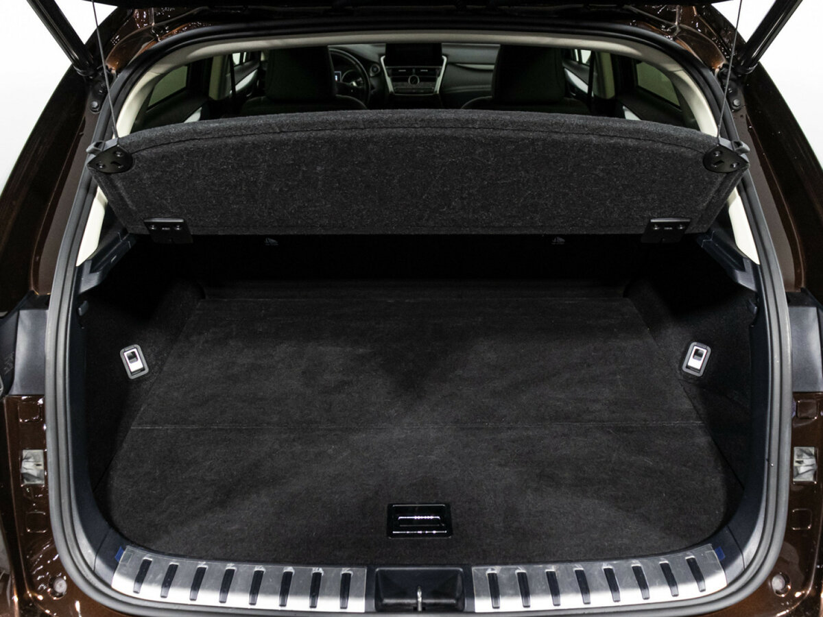 Lexus NX с пробегом — 2019 год. Фото: #20