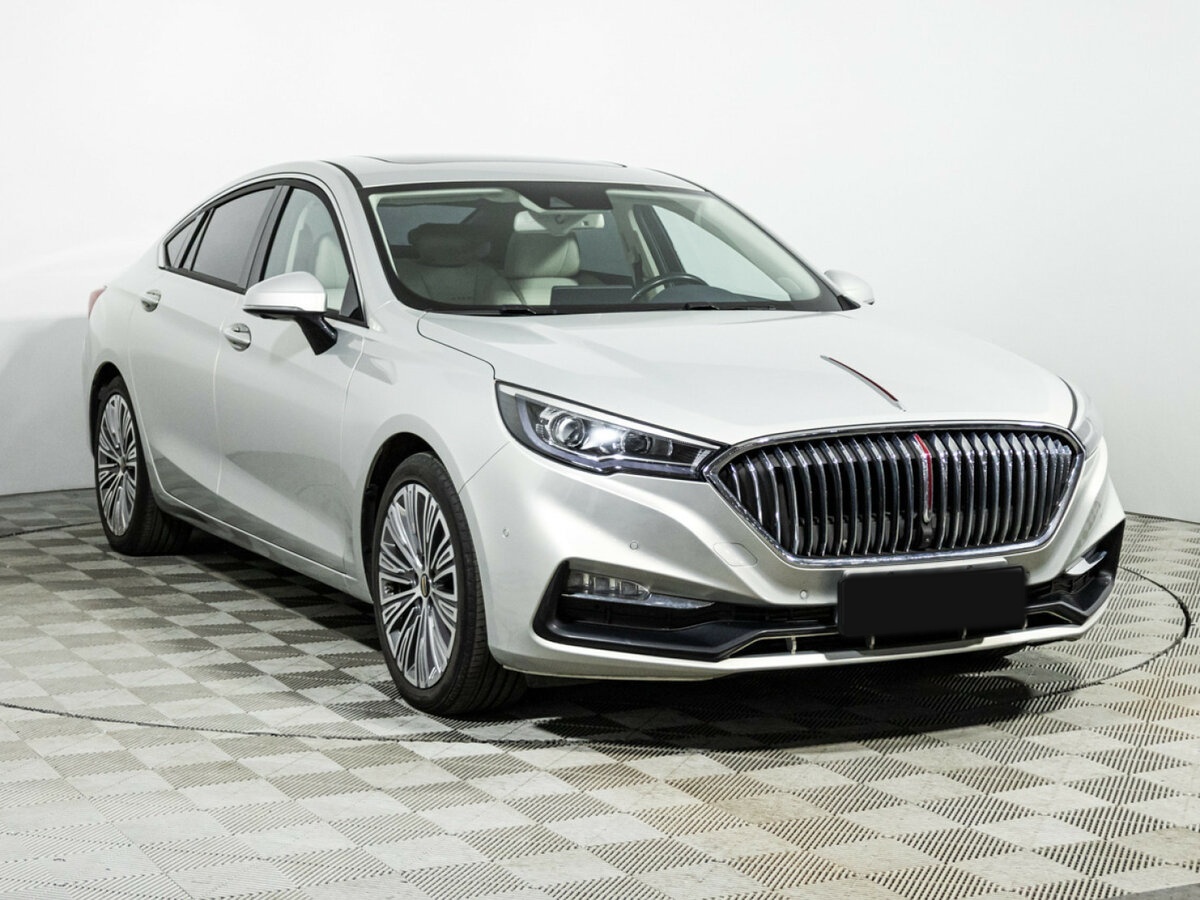 Hongqi H5 с пробегом — 2022 год. Фото: #2