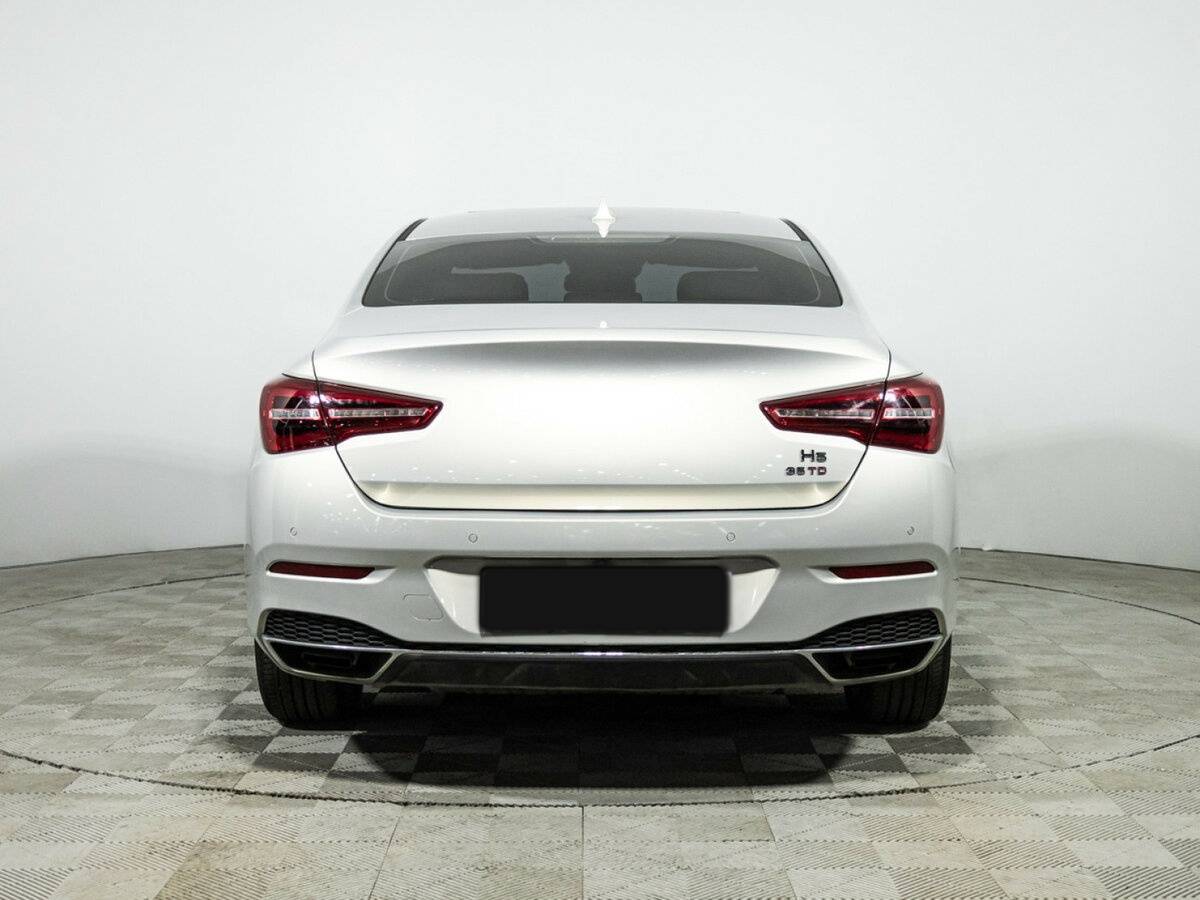 Hongqi H5 с пробегом — 2022 год. Фото: #5