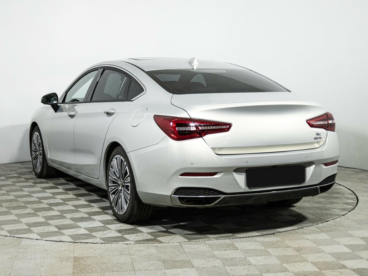 Hongqi H5 с пробегом — 2022 год. Фото: #6