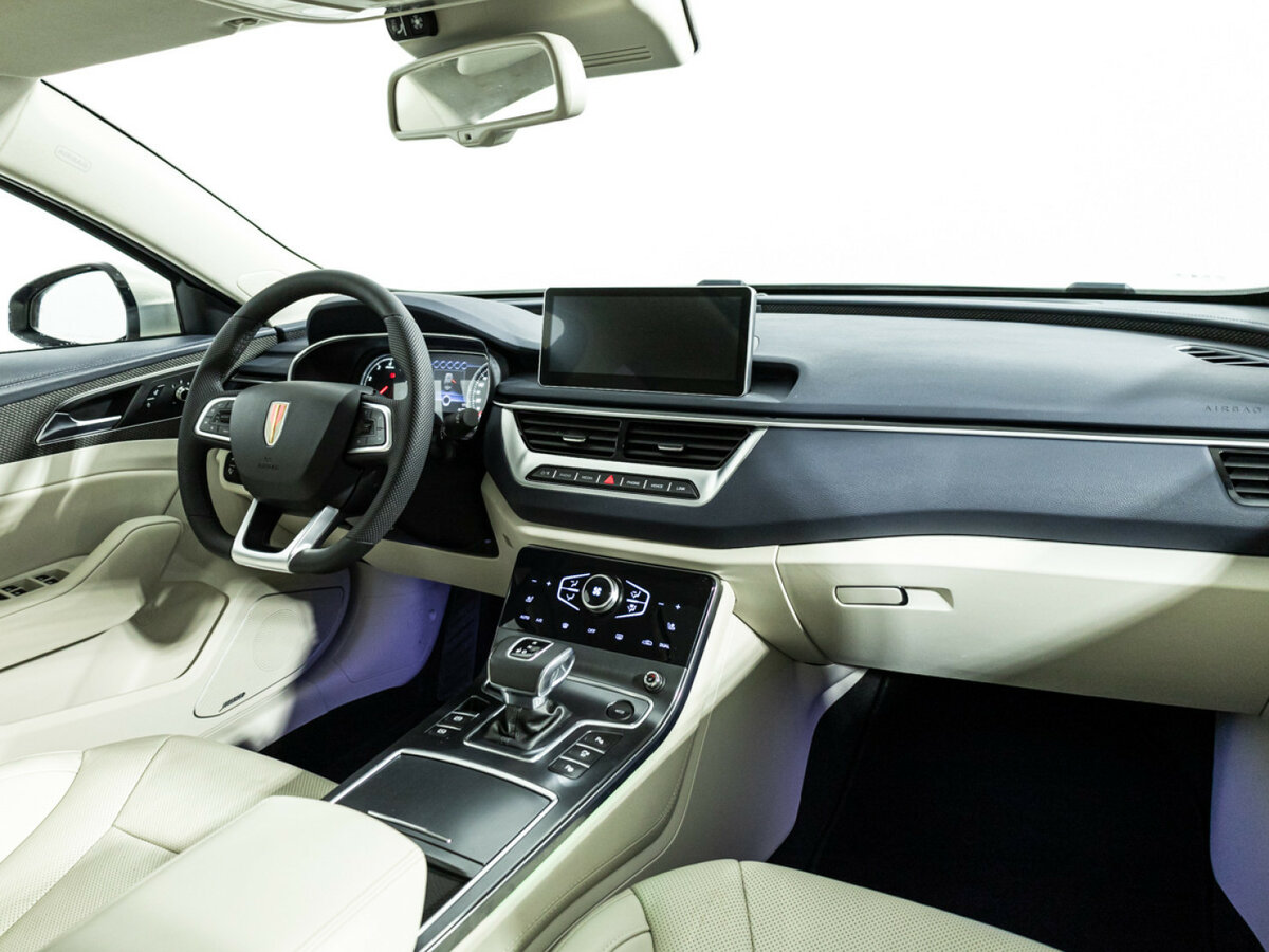 Hongqi H5 с пробегом — 2022 год. Фото: #8