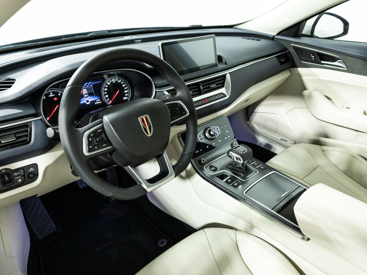 Hongqi H5 с пробегом — 2022 год. Фото: #10