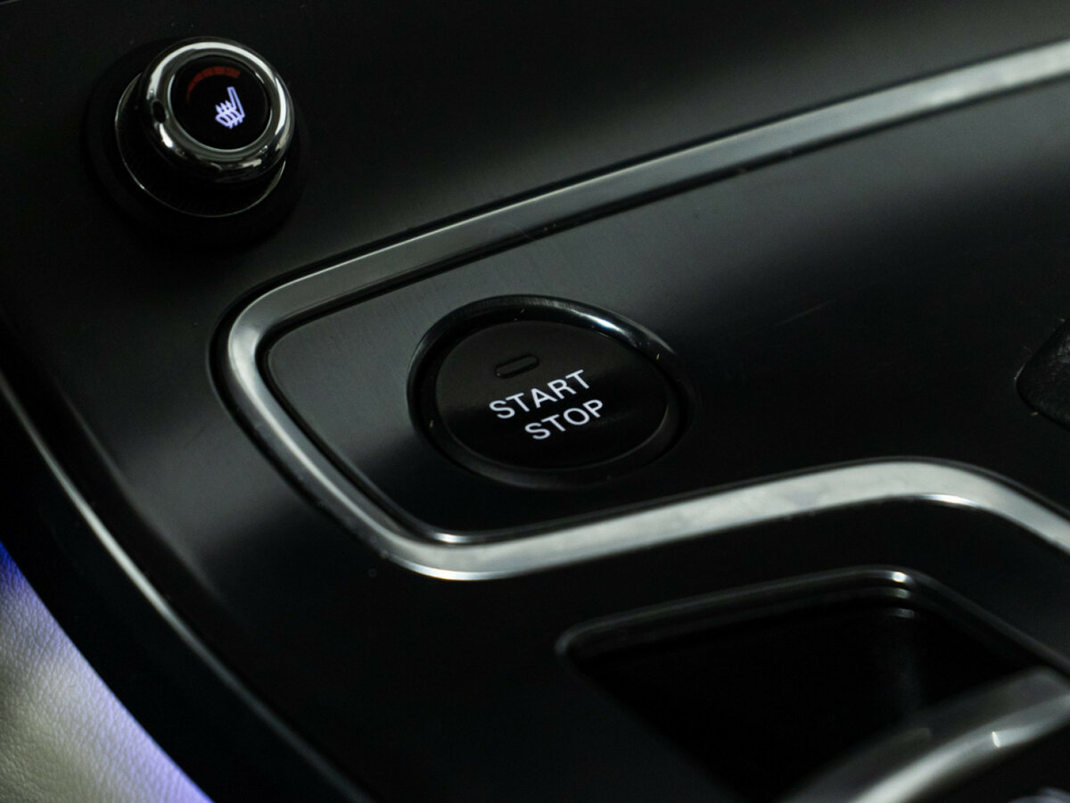 Hongqi H5 с пробегом — 2022 год. Фото: #18