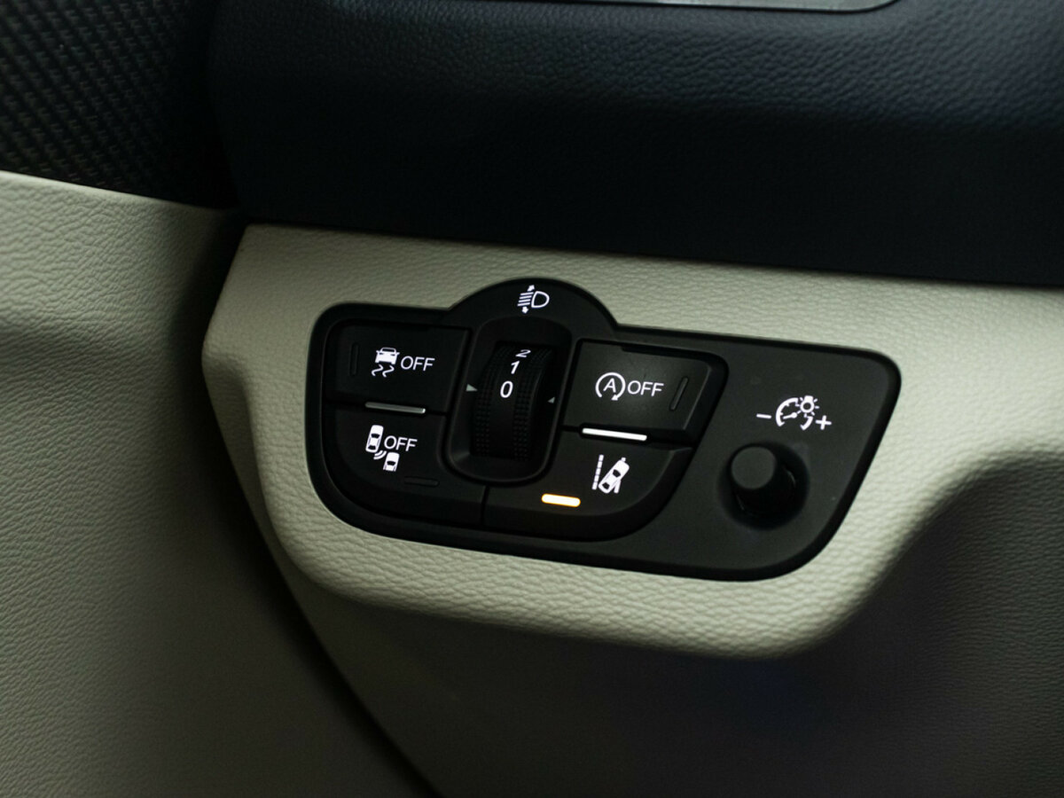 Hongqi H5 с пробегом — 2022 год. Фото: #20