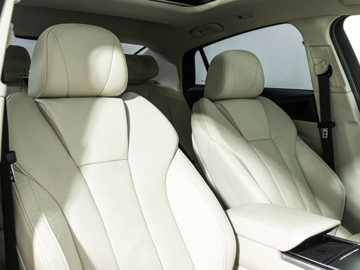 Hongqi H5 с пробегом — 2022 год. Фото: #23