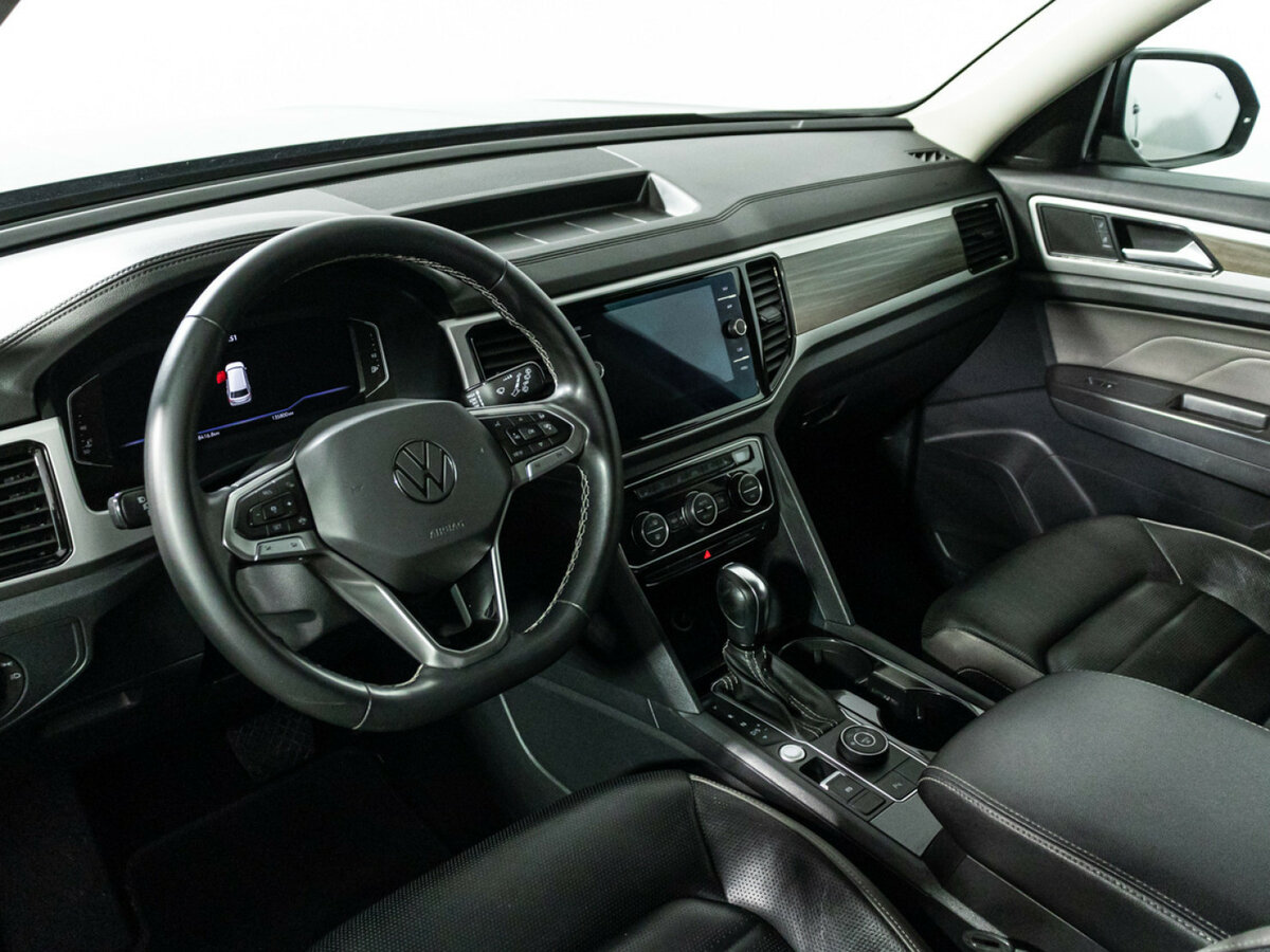 Volkswagen Teramont с пробегом — 2021 год. Фото: #8