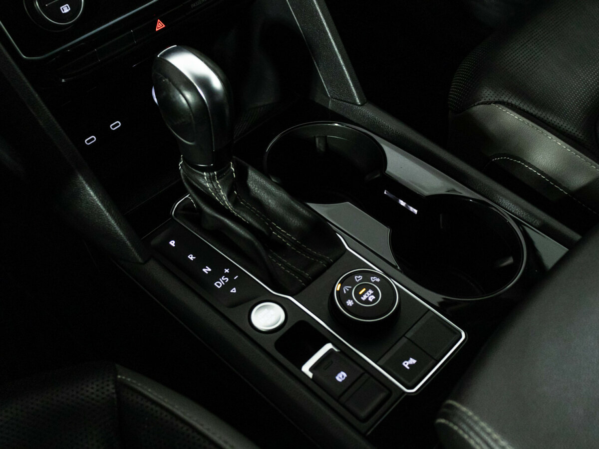 Volkswagen Teramont с пробегом — 2021 год. Фото: #15