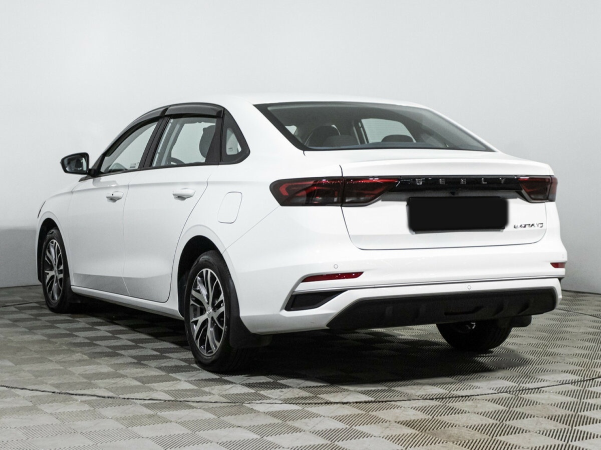 Geely Emgrand с пробегом — 2023 год. Фото: #6