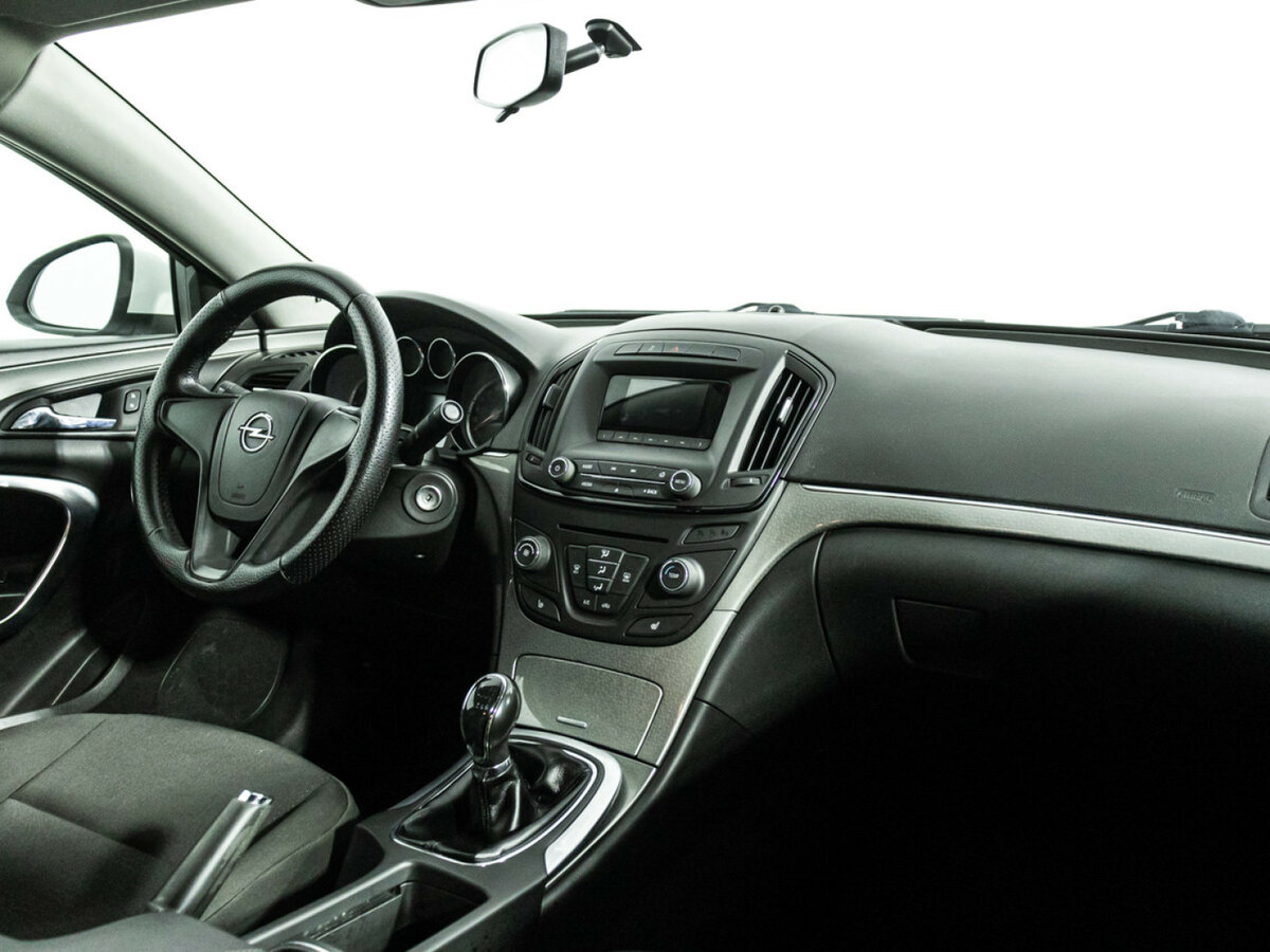 Opel Insignia с пробегом — 2014 год. Фото: #7