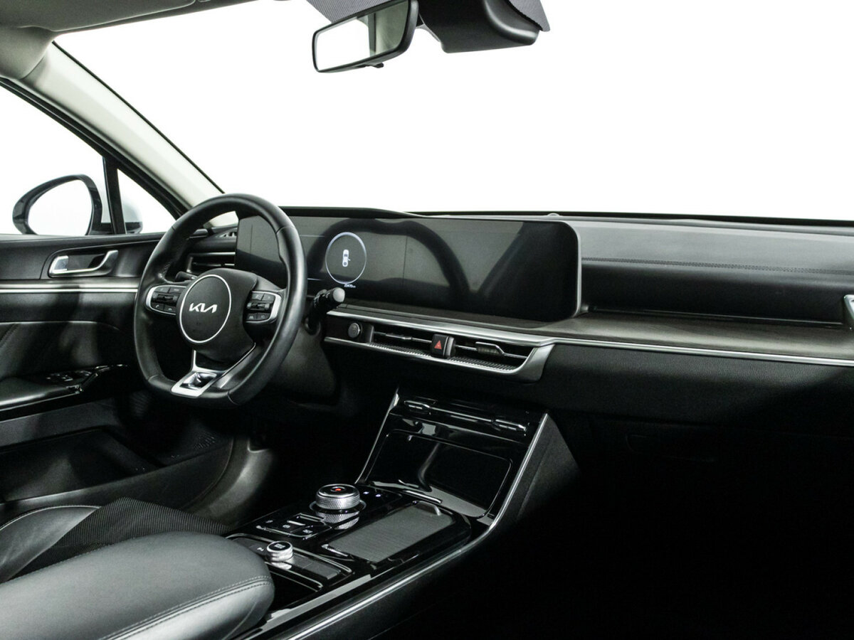 Kia K5 с пробегом — 2022 год. Фото: #9