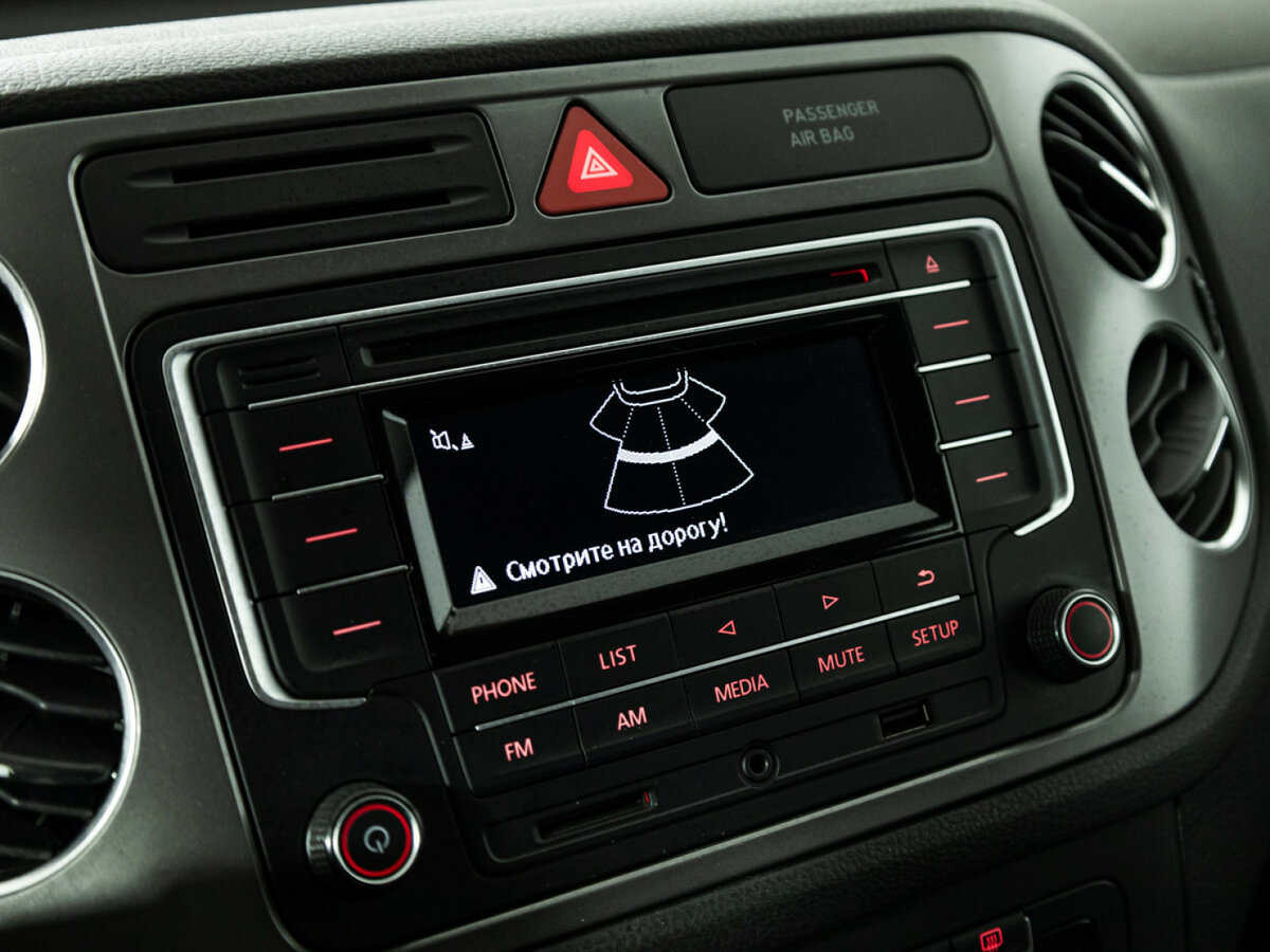 Volkswagen Tiguan с пробегом — 2011 год. Фото: #14