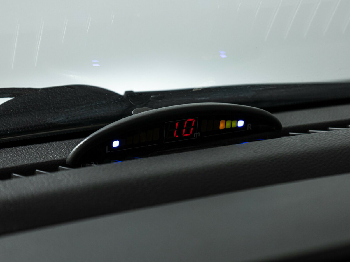 Nissan Tiida с пробегом — 2010 год. Фото: #15