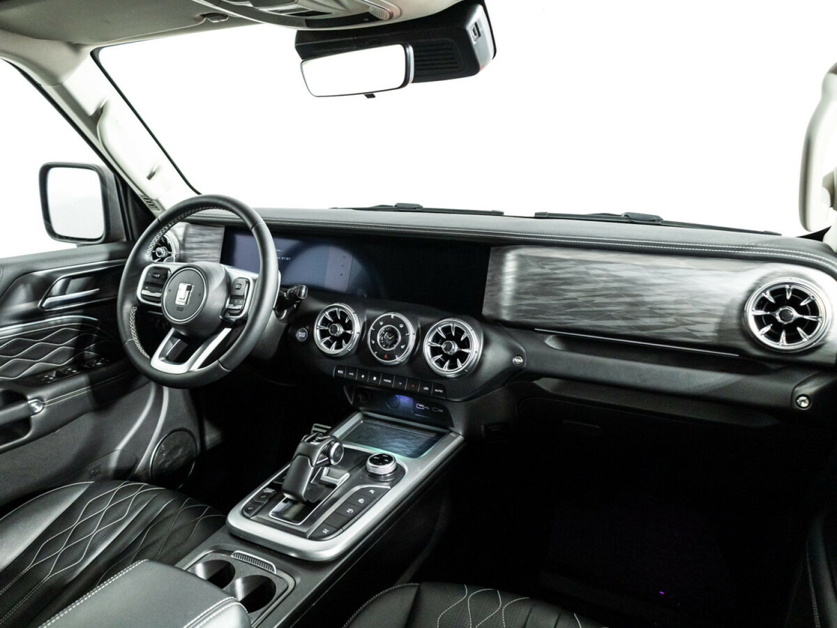 Tank 300 с пробегом — 2023 год. Фото: #6