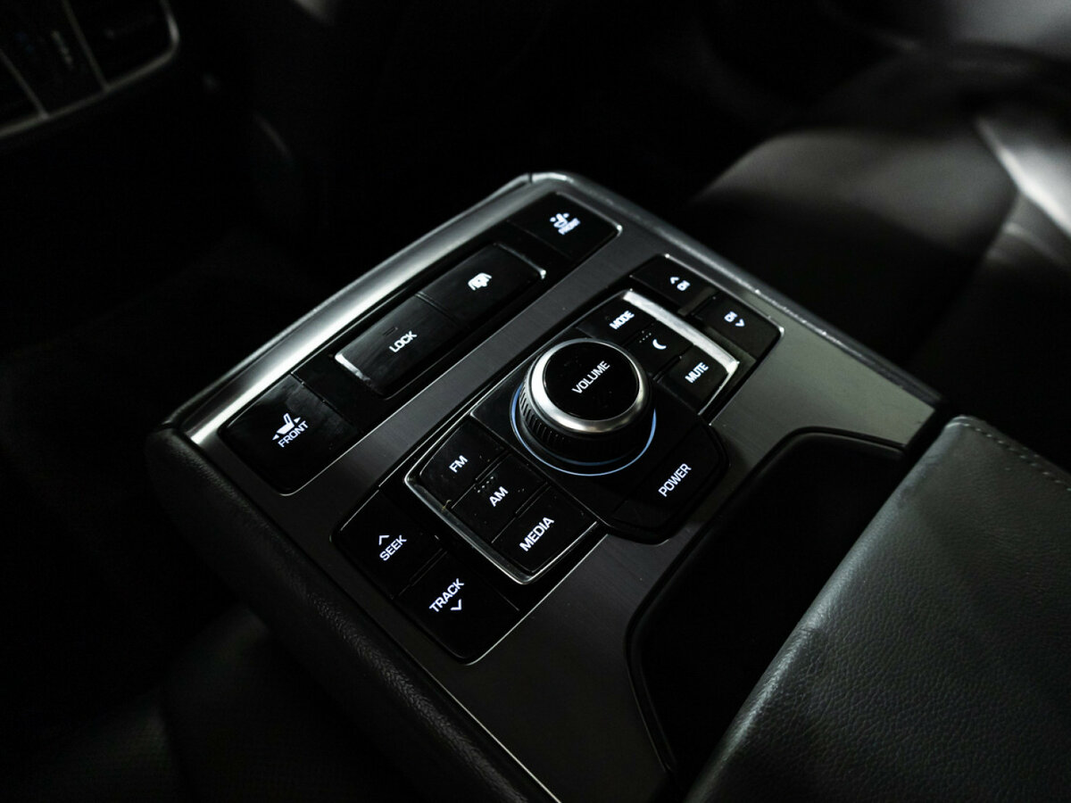 Genesis G80 с пробегом — 2019 год. Фото: #13