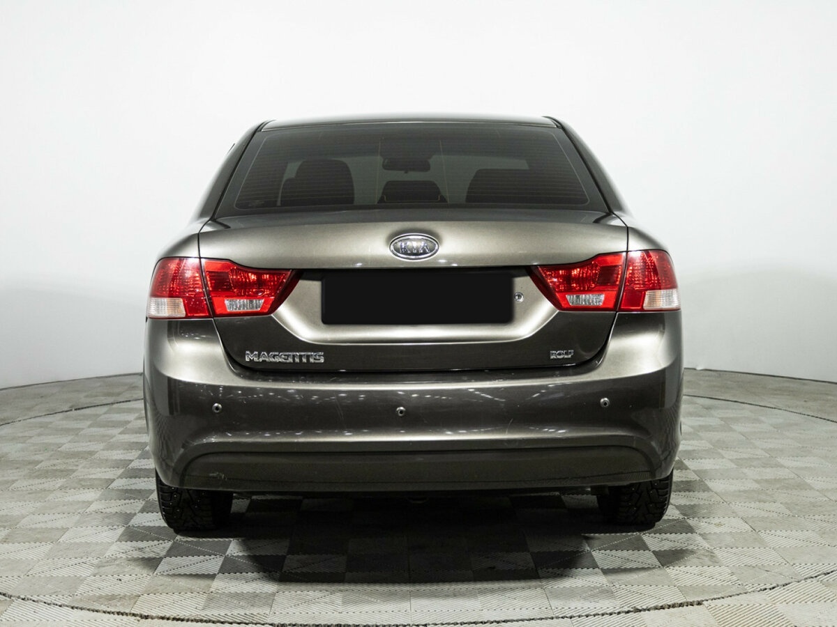 Kia Magentis с пробегом — 2010 год. Фото: #5