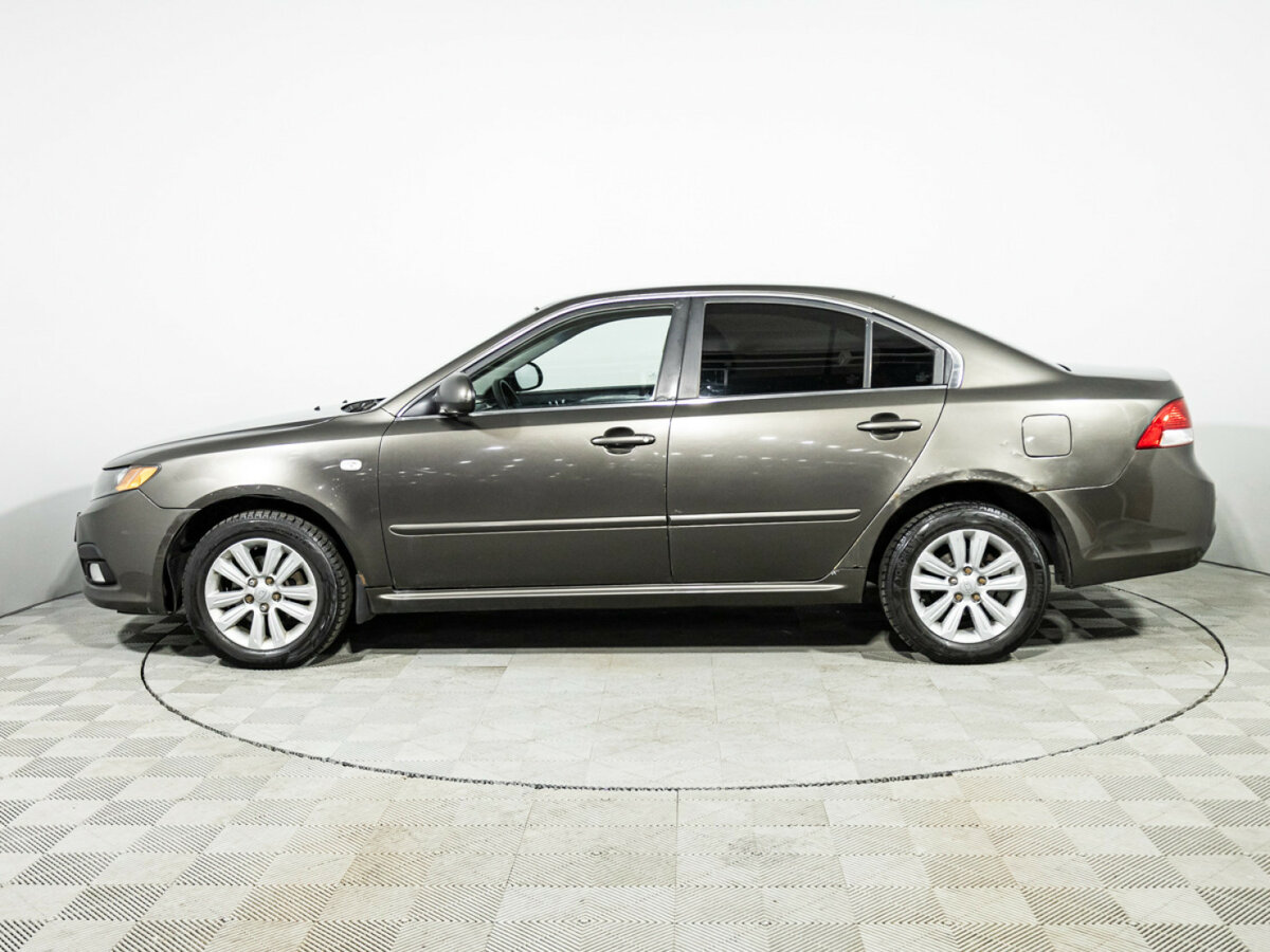 Kia Magentis с пробегом — 2010 год. Фото: #7