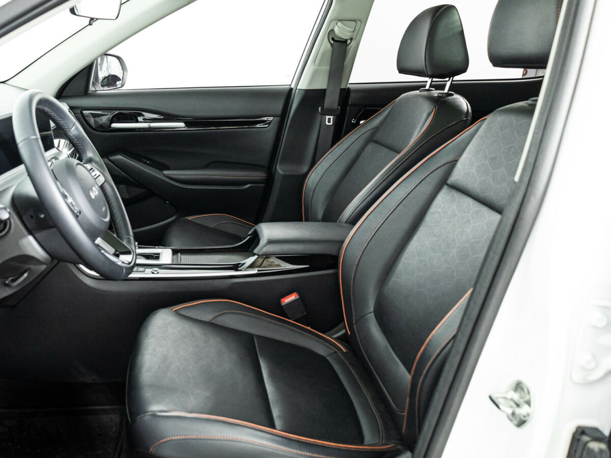 Kia Seltos с пробегом — 2024 год. Фото: #15