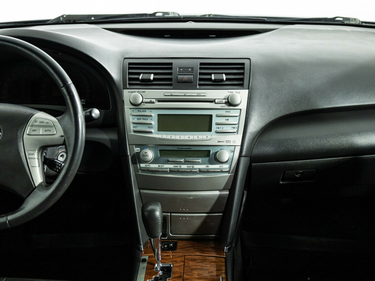 Toyota Camry с пробегом — 2008 год. Фото: #13