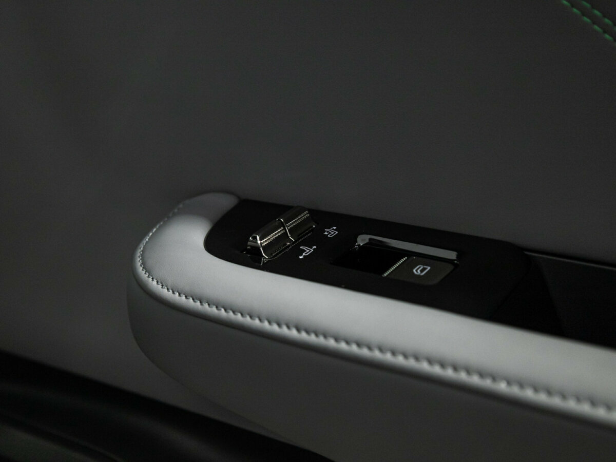 Zeekr 001 с пробегом — 2023 год. Фото: #23