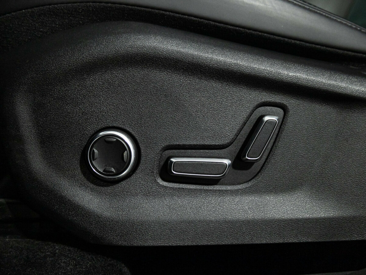 Geely Monjaro с пробегом — 2023 год. Фото: #13