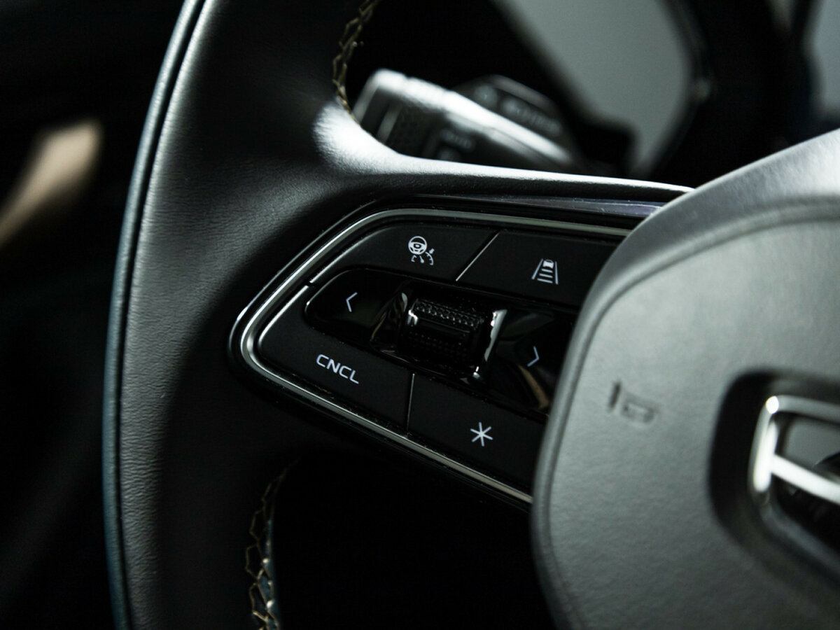 Geely Monjaro с пробегом — 2023 год. Фото: #20