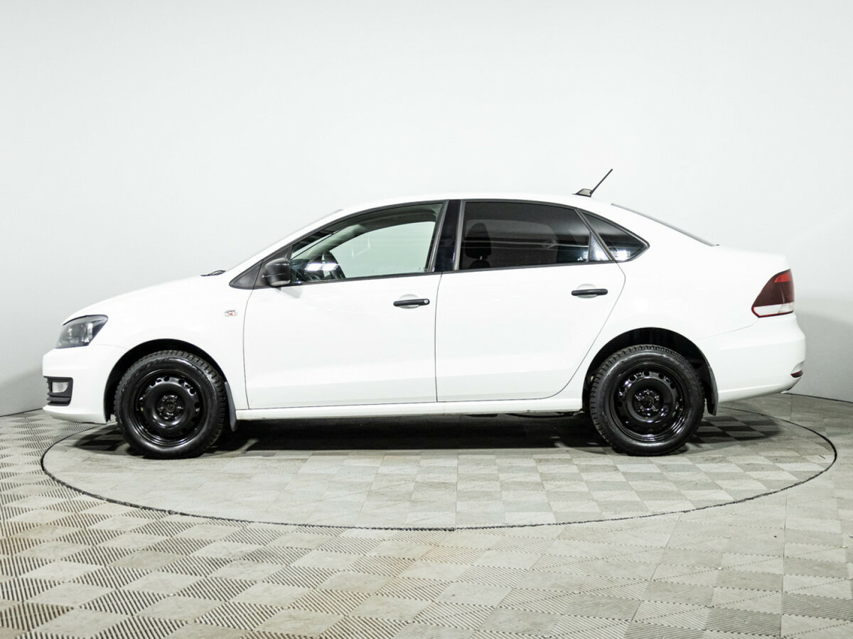 Volkswagen Polo с пробегом — 2019 год. Фото: #7