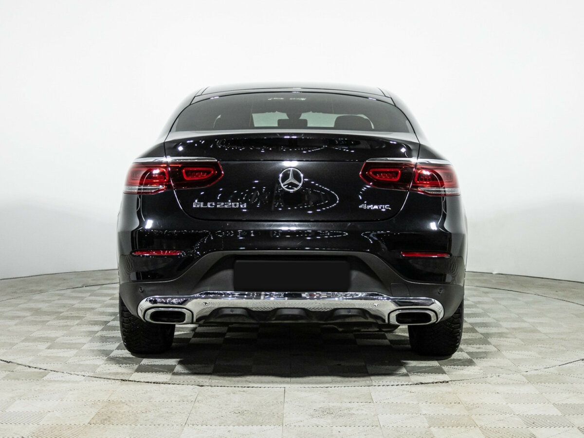 Mercedes-Benz GLC Coupe с пробегом — 2021 год. Фото: #4