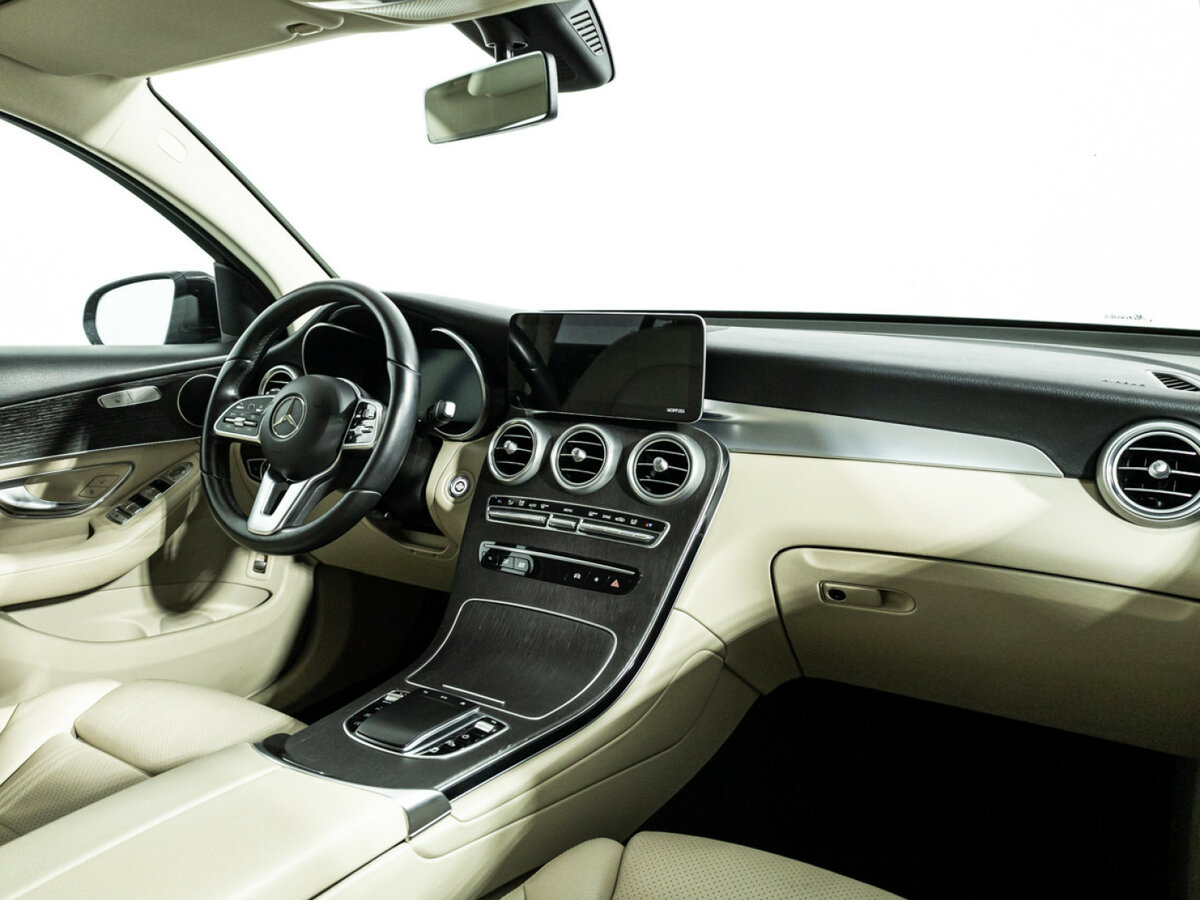 Mercedes-Benz GLC Coupe с пробегом — 2021 год. Фото: #6